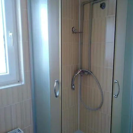 апарт готель,, червона рута,, Skhidnytsia