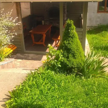 апарт готель,, червона рута,, 3* Skhidnytsia