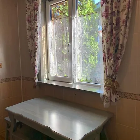 апарт готель,, червона рута,, Skhidnytsia
